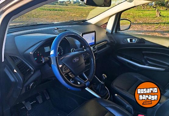 Autos - Ford Ecosport 2023 GNC 99000Km - En Venta