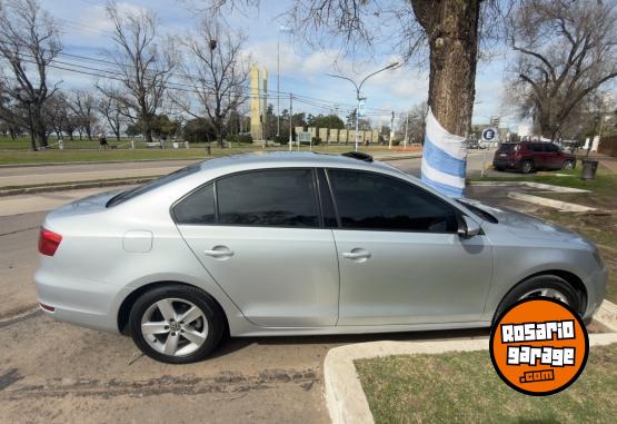 Autos - Volkswagen Vento  2.5 luxury 2012 Nafta 100000Km - En Venta
