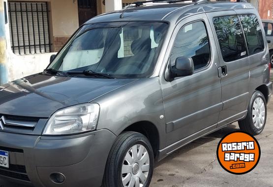Utilitarios - Citroen Berlingo multispace xtr 2017 Diesel 205000Km - En Venta