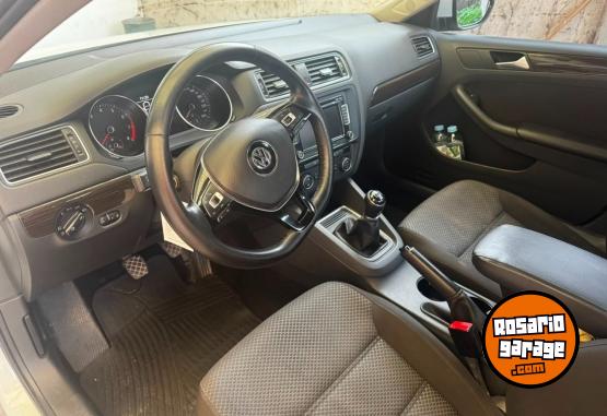 Autos - Volkswagen vento 2.5 2015 Nafta 147000Km - En Venta