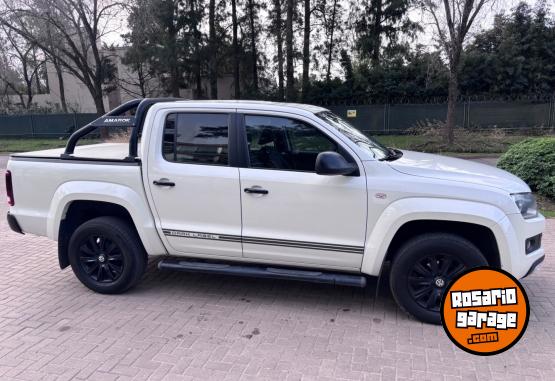 Camionetas - Volkswagen Amarok dark label 2015 Diesel 184000Km - En Venta