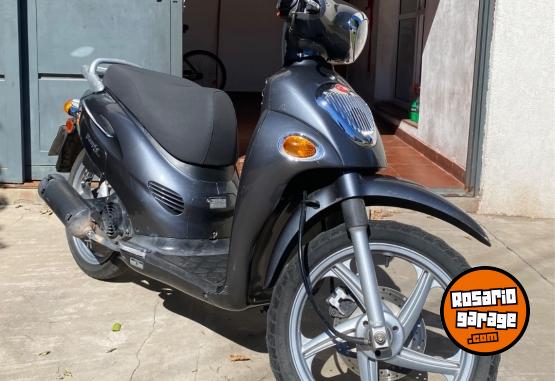 Motos - Kymco People 150 2019 Nafta 24100Km - En Venta