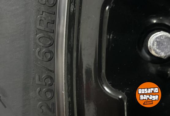 Accesorios para Autos - Llantas Toyota Hilux - En Venta