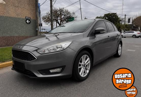 Autos - Ford focus 2017 GNC 100000Km - En Venta