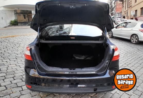 Autos - Ford FOCUS 2014 Nafta 83000Km - En Venta