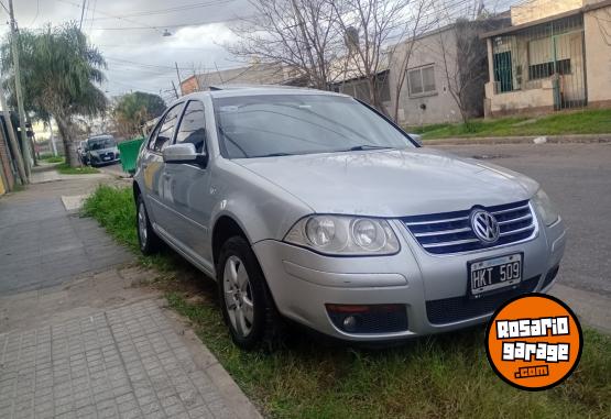 Autos - Volkswagen Bora 2008 GNC 268000Km - En Venta