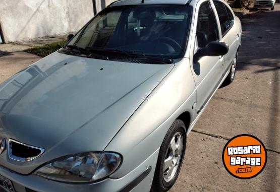 Autos - Renault MEGANE 2000 Nafta 195000Km - En Venta