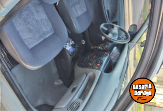 Autos - Renault MEGANE 2000 Nafta 195000Km - En Venta