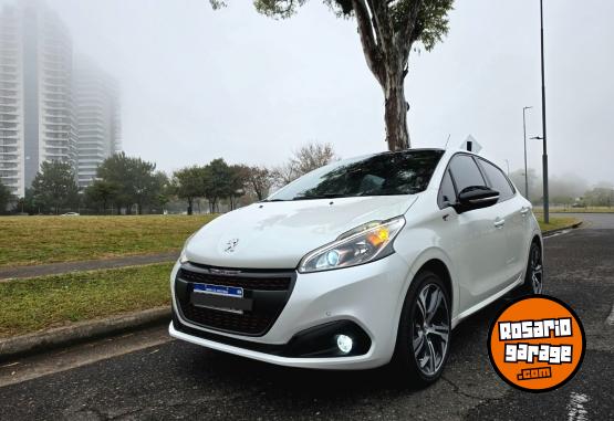 Autos - Peugeot 208 2018 Nafta 35000Km - En Venta