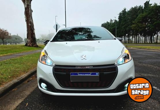 Autos - Peugeot 208 2018 Nafta 35000Km - En Venta