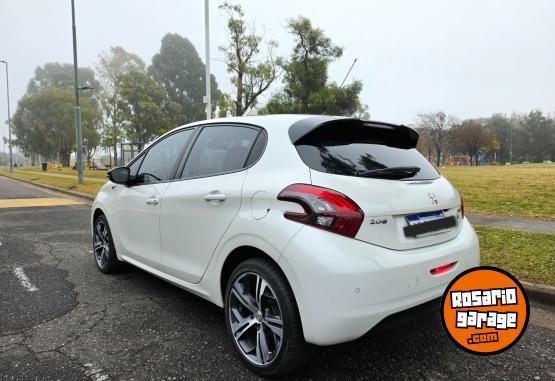 Autos - Peugeot 208 2018 Nafta 35000Km - En Venta
