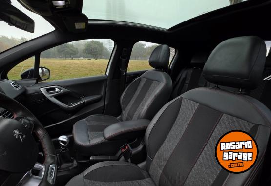 Autos - Peugeot 208 2018 Nafta 35000Km - En Venta