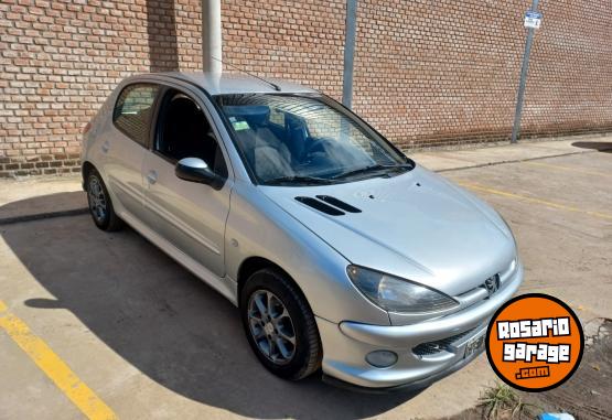 Autos - Peugeot 206 2007 Nafta 260000Km - En Venta