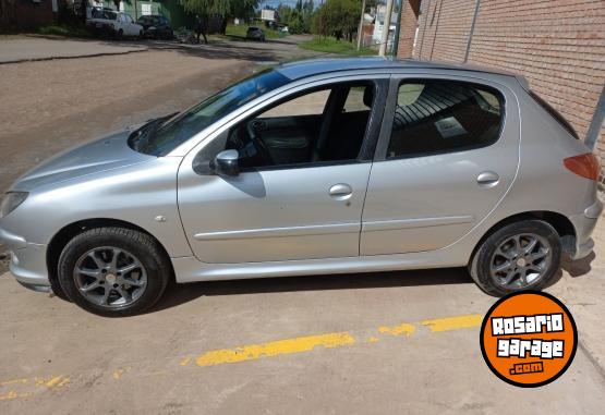 Autos - Peugeot 206 2007 Nafta 260000Km - En Venta