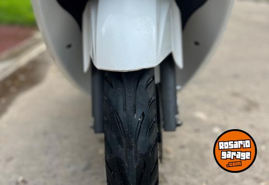Motos - Honda Elite 125 2016 Nafta 42000Km - En Venta