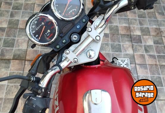 Motos - Suzuki EN 125 2 A 2018 Nafta 44000Km - En Venta