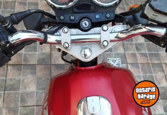 Motos - Suzuki EN 125 2 A 2018 Nafta 44000Km - En Venta