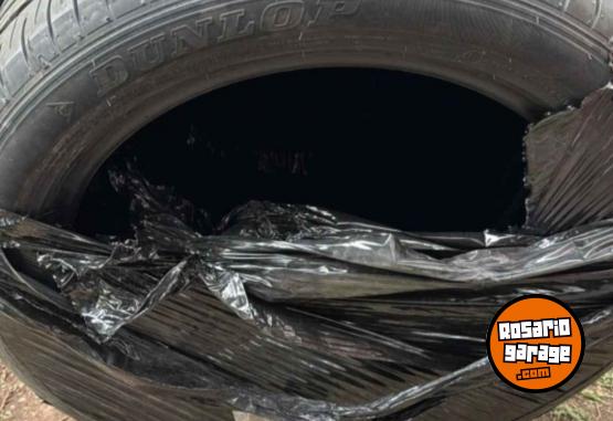 Accesorios para Autos - Cubiertas 225 50 18 dunlop - En Venta