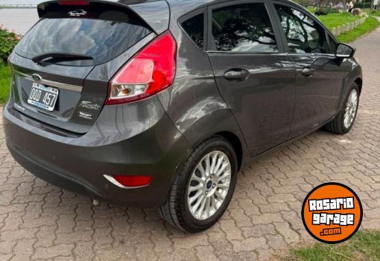 Autos - Ford FIESTA 2015 Nafta 118000Km - En Venta