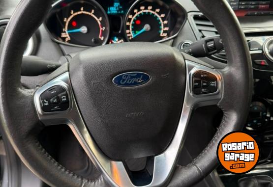 Autos - Ford FIESTA 2015 Nafta 118000Km - En Venta