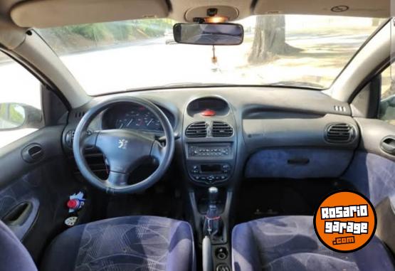Autos - Peugeot 206 2005 Diesel 188000Km - En Venta