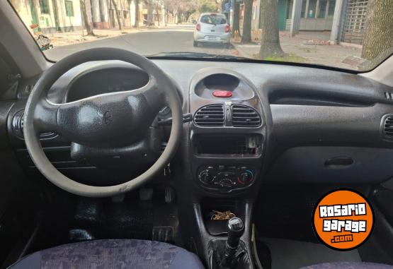 Autos - Peugeot 206 2000 Nafta 11111Km - En Venta