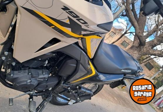 Motos - Honda Xr 190 2026 Nafta 4000Km - En Venta