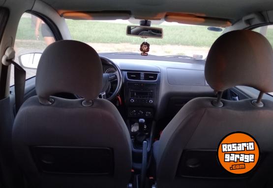 Autos - Volkswagen Suran Highline 2011 GNC 257000Km - En Venta
