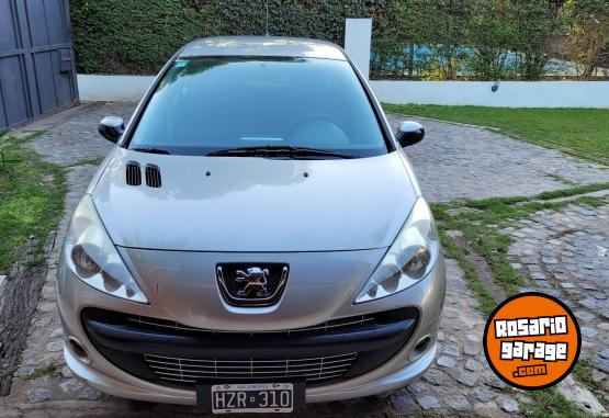 Autos - Peugeot 207 2009 Nafta 120000Km - En Venta