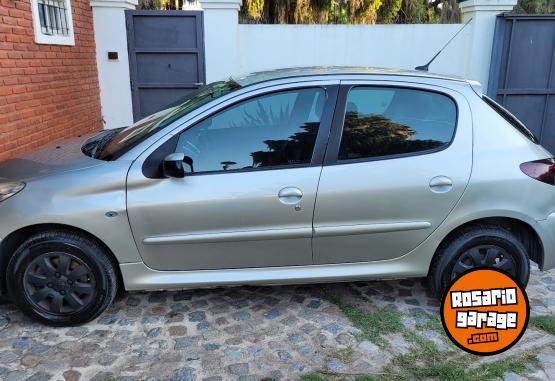 Autos - Peugeot 207 2009 Nafta 120000Km - En Venta