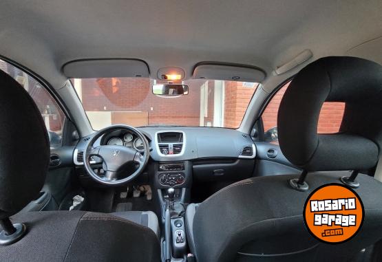 Autos - Peugeot 207 2009 Nafta 120000Km - En Venta