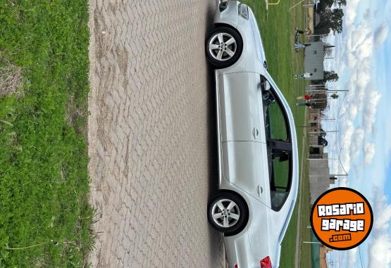 Autos - Volkswagen Vento 2011 Nafta 215000Km - En Venta