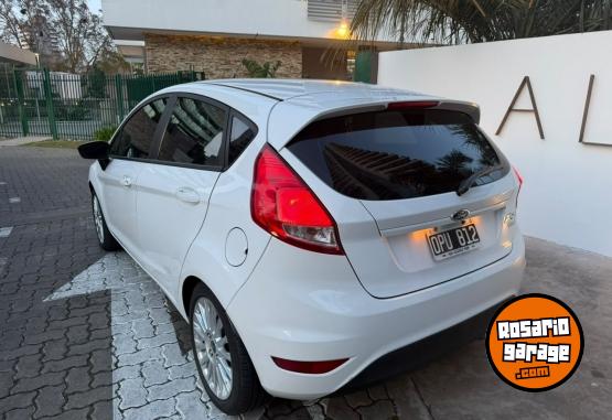 Autos - Ford Fiesta 2015 GNC 161000Km - En Venta
