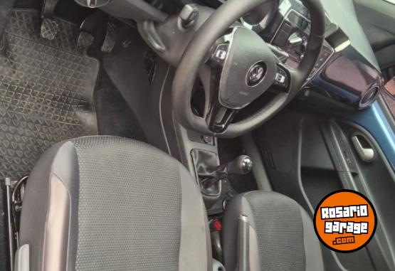 Autos - Volkswagen Up pepper 2017 Nafta 107000Km - En Venta