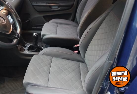 Autos - Volkswagen Suran 2016 Nafta 157000Km - En Venta