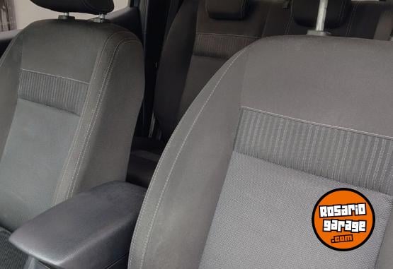 Camionetas - Ford RANGER XLT 4X2 3.2 D 2023 Diesel 83000Km - En Venta