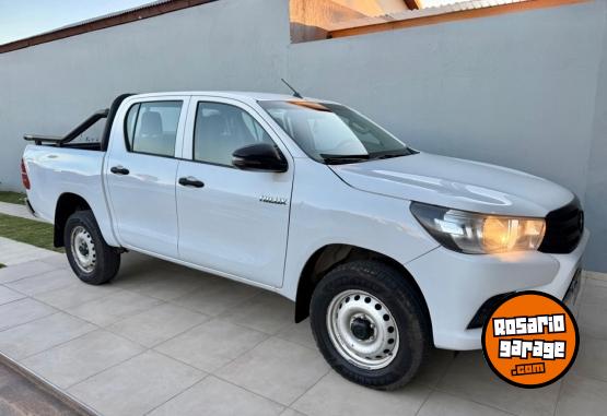 Camionetas - Toyota Hilux 2.4 TDi 4x4 2019 Diesel - En Venta