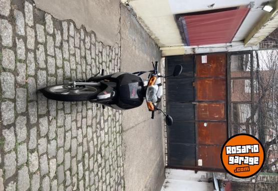 Motos - Motomel Blitz 2022 Nafta 5500Km - En Venta