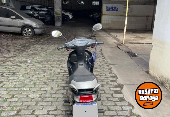 Motos - Motomel Blitz 2022 Nafta 5500Km - En Venta