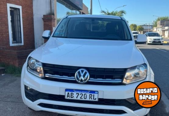 Camionetas - Volkswagen Amarok confortline 2017 Diesel 129000Km - En Venta