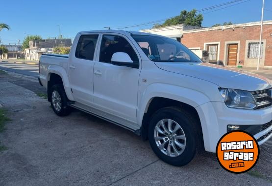 Camionetas - Volkswagen Amarok confortline 2017 Diesel 129000Km - En Venta