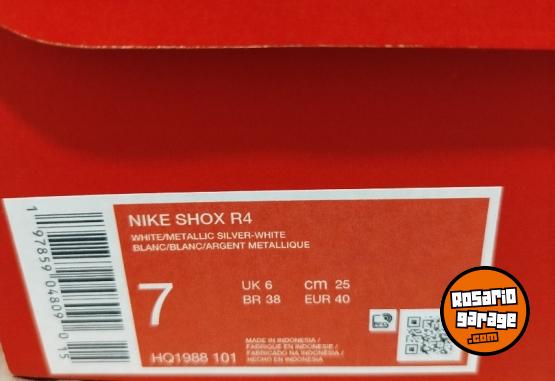 Indumentaria - Zapatillas Nike shox sin uso - En Venta