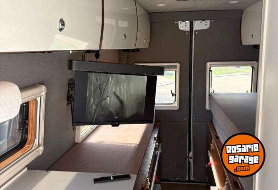 Utilitarios - Mercedes Benz Sprinter 2024 Diesel 7800Km - En Venta