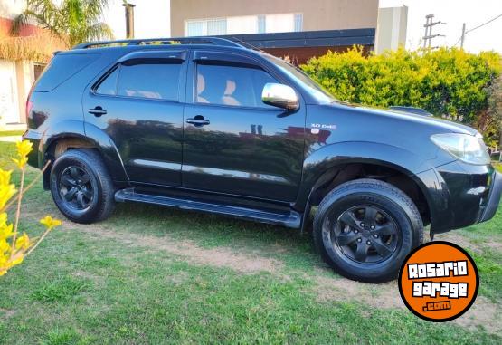 Camionetas - Toyota Hilux Sw4 2006 Diesel 235000Km - En Venta