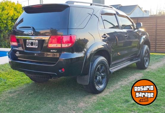 Camionetas - Toyota Hilux Sw4 2006 Diesel 235000Km - En Venta