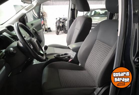 Camionetas - Ford Ranger XLS 2016 Diesel 198000Km - En Venta