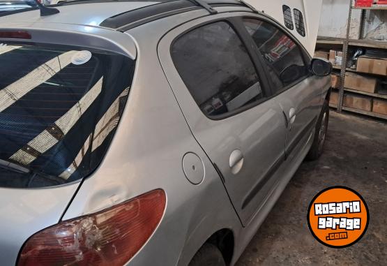 Autos - Peugeot Xtd 5p 2006 Diesel 218000Km - En Venta