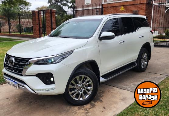 Camionetas - Toyota SW4 2021 Diesel 180000Km - En Venta