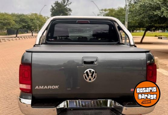 Camionetas - Volkswagen AMAROK HIGHLINE V6 3.0 2022 Diesel - En Venta