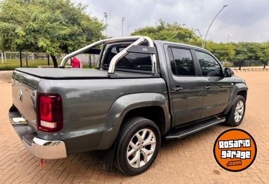 Camionetas - Volkswagen AMAROK HIGHLINE V6 3.0 2022 Diesel - En Venta